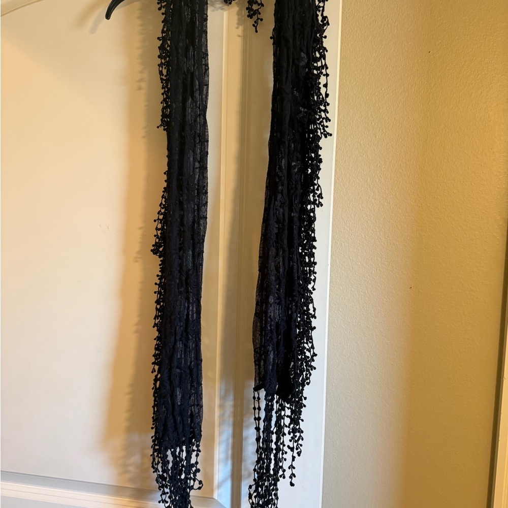 Elegant Black Lace Scarf
